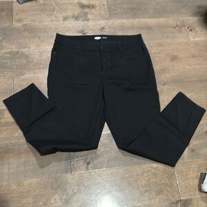 NWOT Old Navy Super Skinny Women’s size 14
